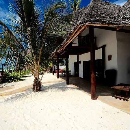 Beachfront Villa Patti Zanzibarhouses Kiwengwa  Eksteriør bilde