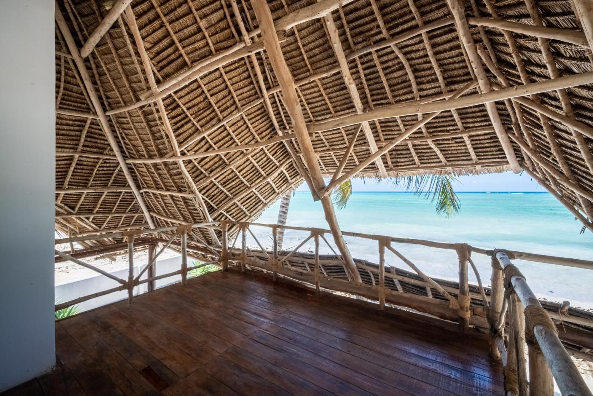 Beachfront Villa Patti Zanzibarhouses Kiwengwa  Eksteriør bilde